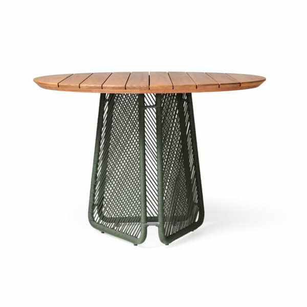 Mesa Brava com mesa com tampo em madeira cumarú, elaborada com Corda Náutica e Estrutura de Alumínio
